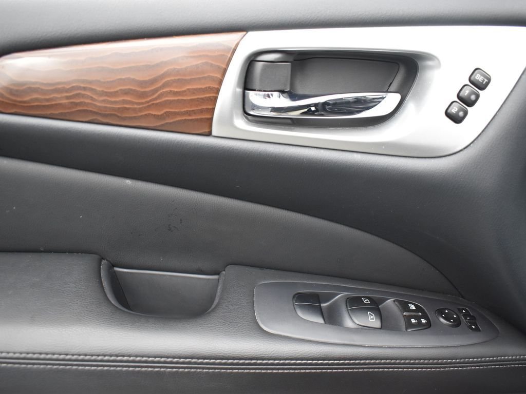 2017 NISSAN PATHFINDER - Image 9