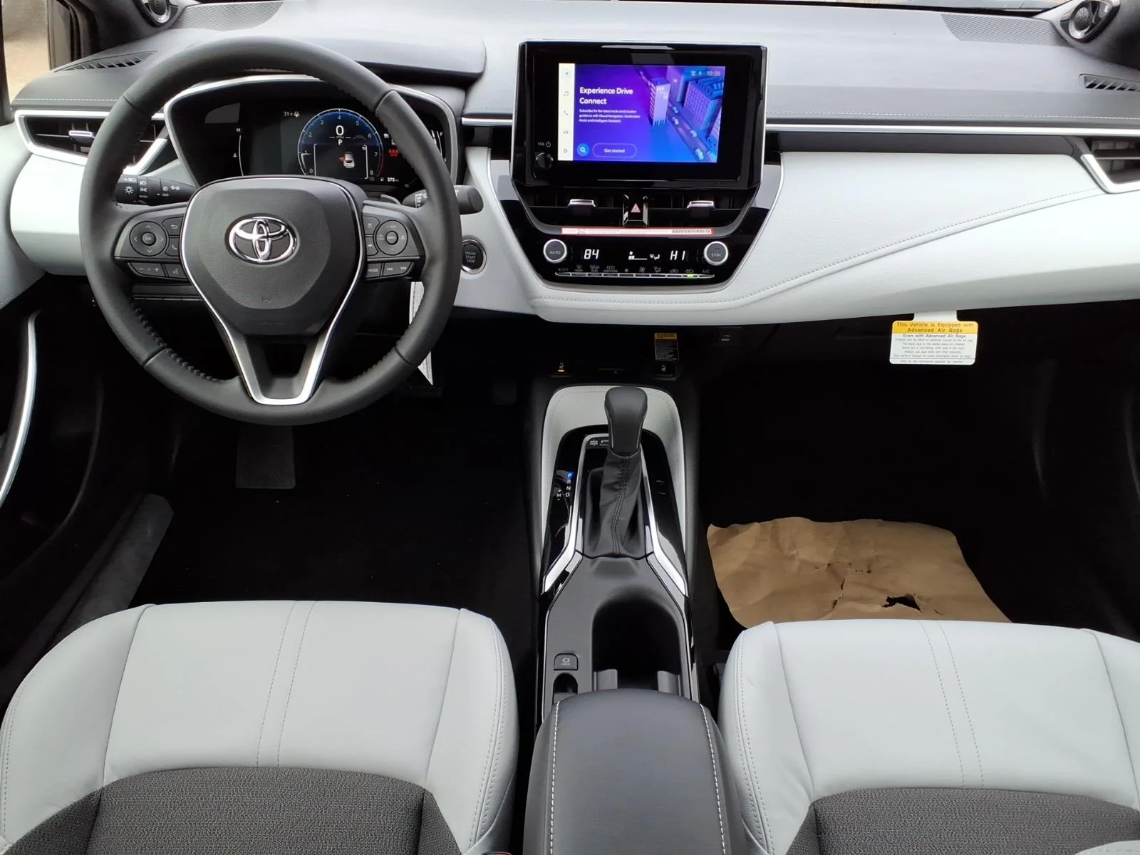 2026 Toyota Corolla Hatchback XSE - Photo 11