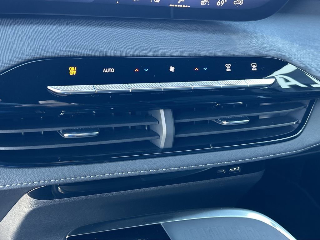 2026 Buick Enclave Preferred - Photo 26