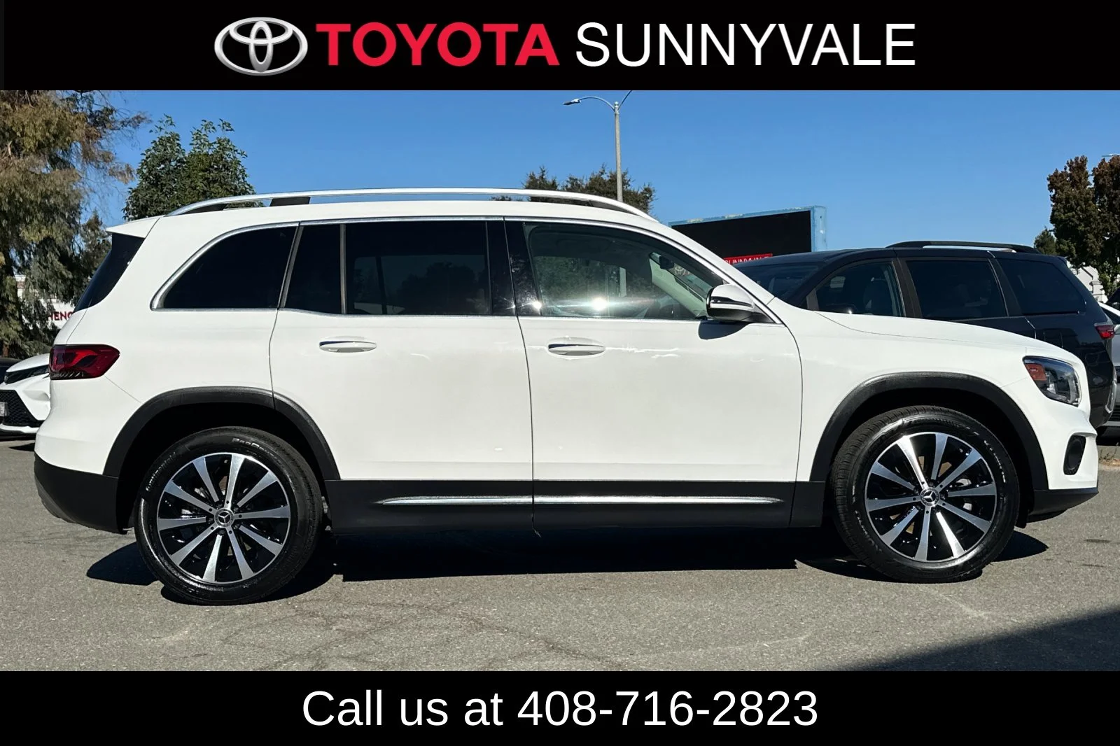 Used 2021 White Mercedes-Benz GLB 250 image 7