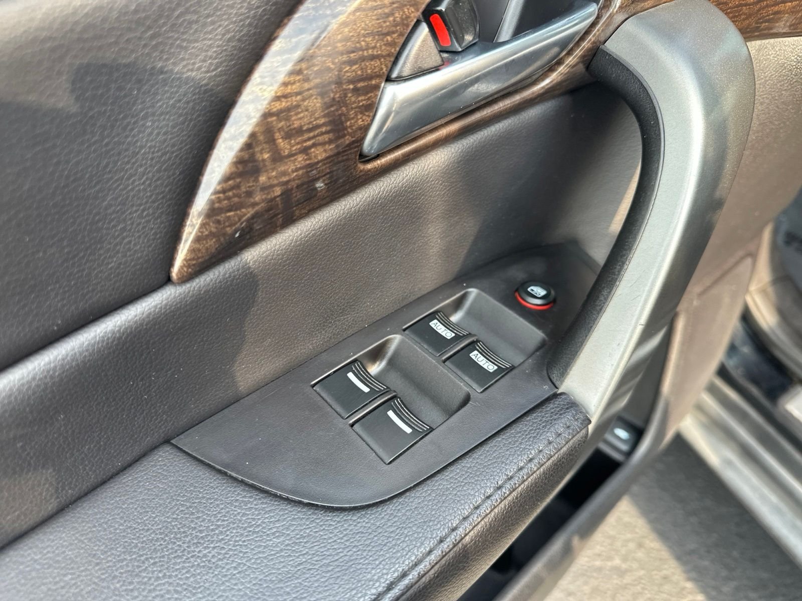 Used 2013 Black Acura Technology image 19
