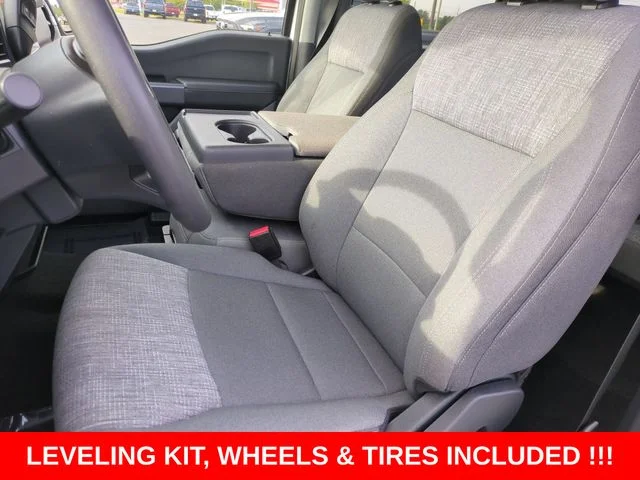 Used 2021 White Ford XLT image 15