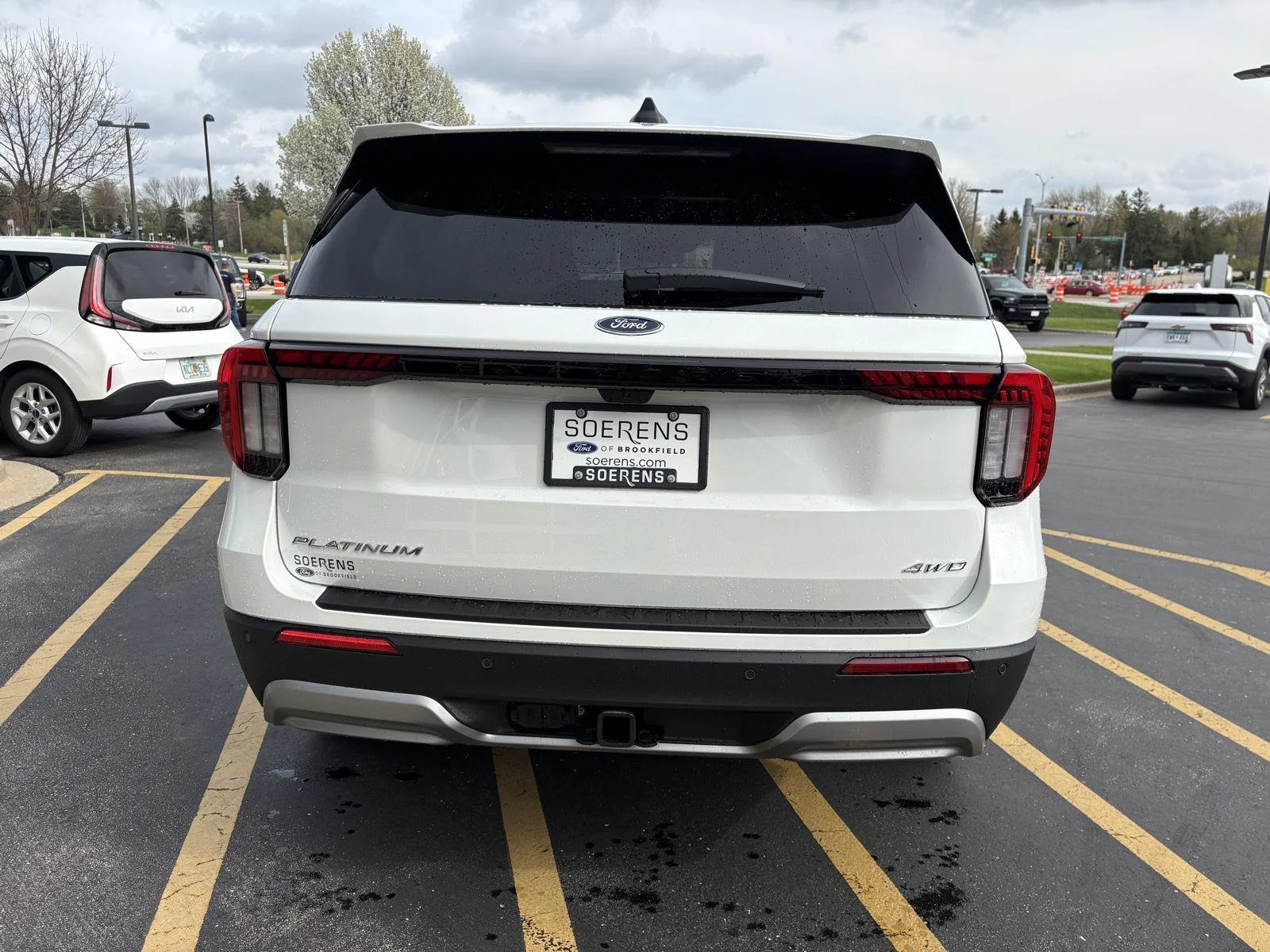 New 2026 Star White Metallic Tri-Coat Ford Platinum™ image 5