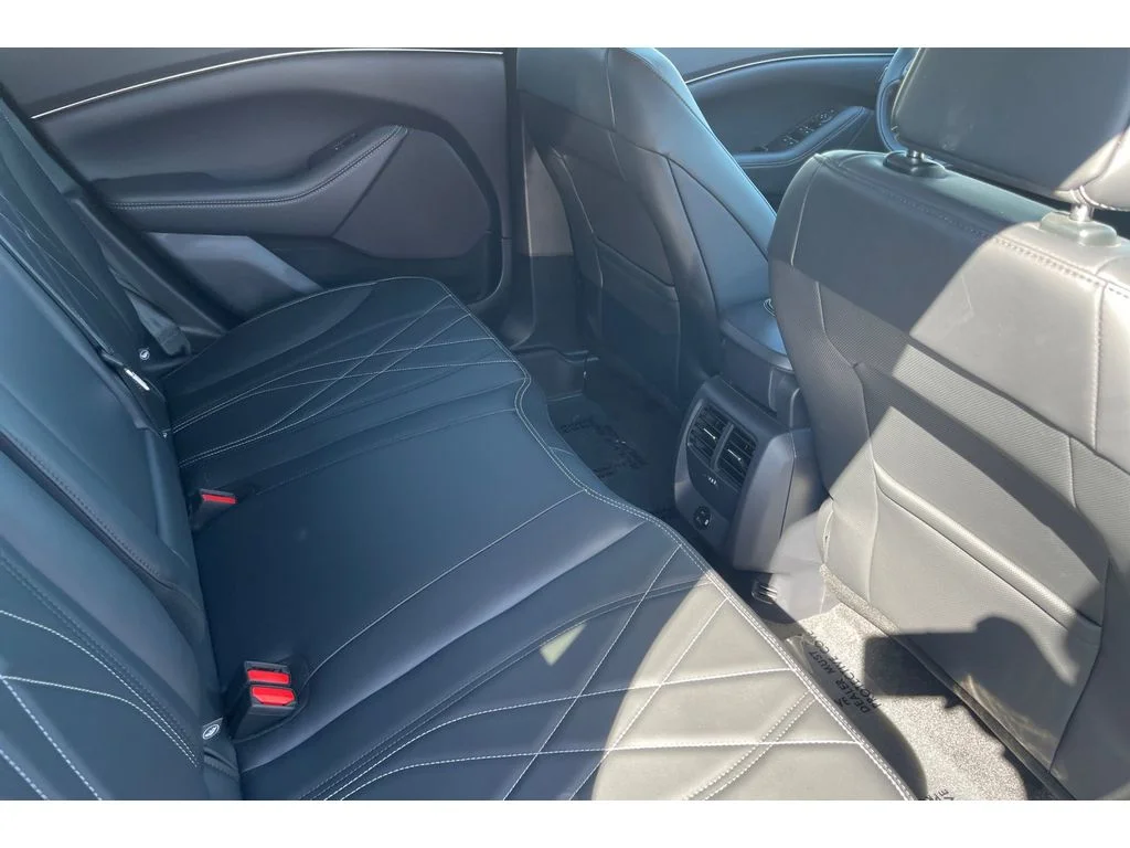 Used 2023 Grabber Blue Metallic Ford Select image 18