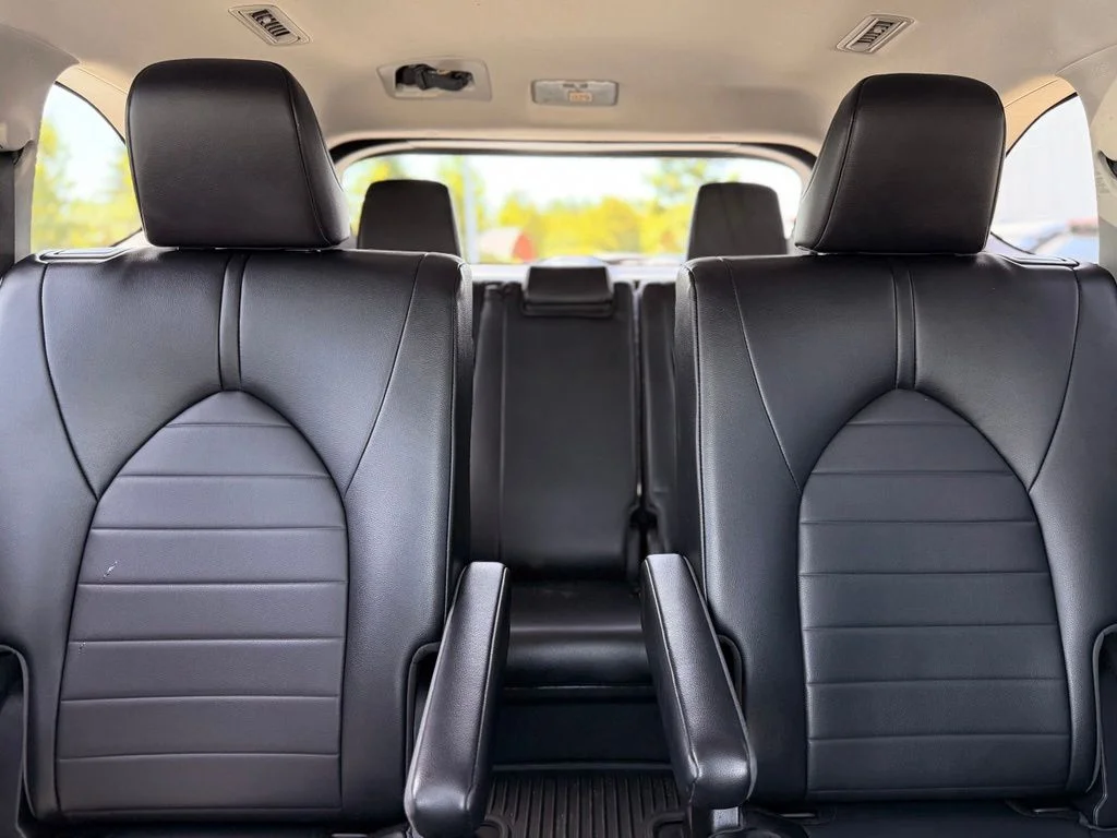 Used 2022  Toyota XLE image 28