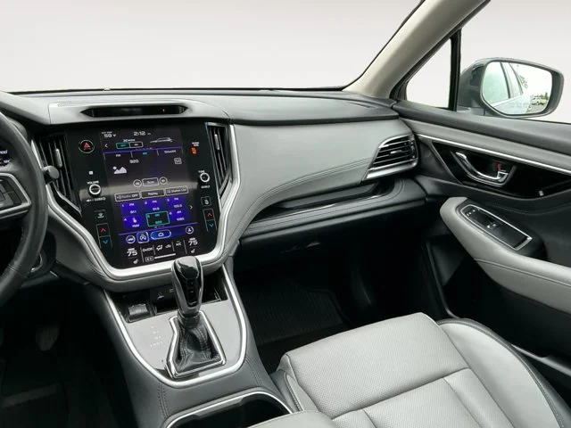 Used 2022 Abyss Blue Pearl Subaru Limited image 11