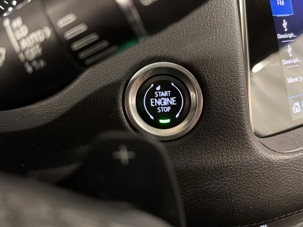 Used 2019 Gray Cadillac Premium Luxury image 20