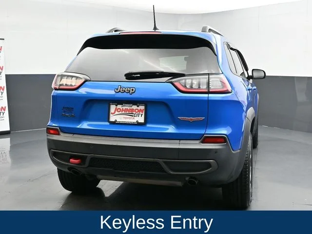 Used 2019 Blue Jeep Trailhawk image 10