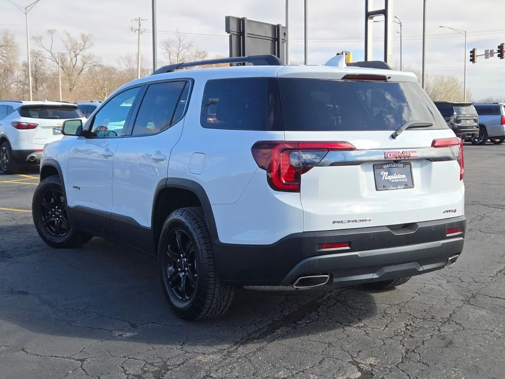 2023 GMC Acadia AT4 - Photo 15