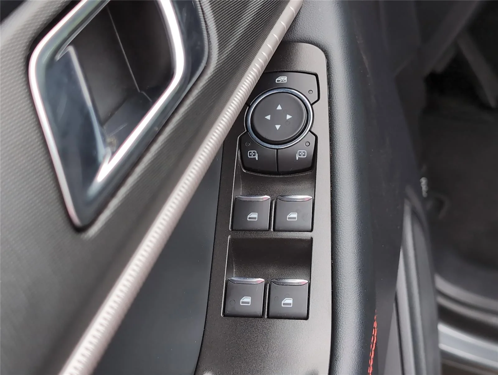 Used 2025 Carbonized Gray Ford ST-Line image 16