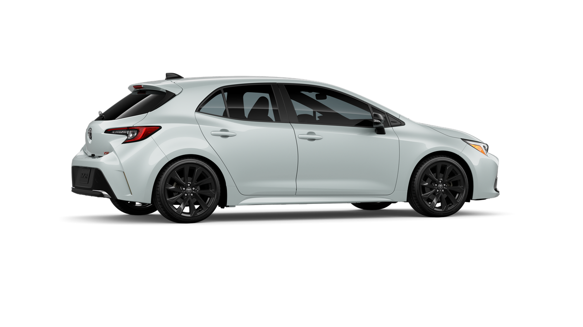 New 2026 Wind Chill Pearl Toyota XSE image 33