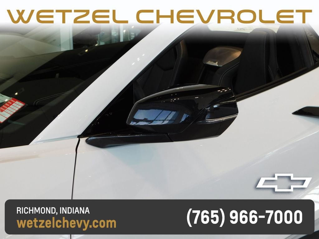 Used 2023 Arctic White Chevrolet 2LT image 10