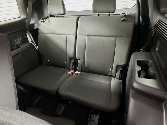 New 2026 Black Hyundai SE image 12