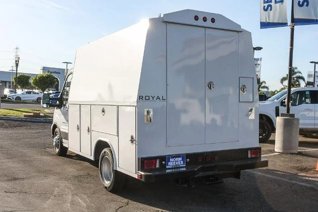 2024 Ford Transit Chassis Cab Base - Photo 37