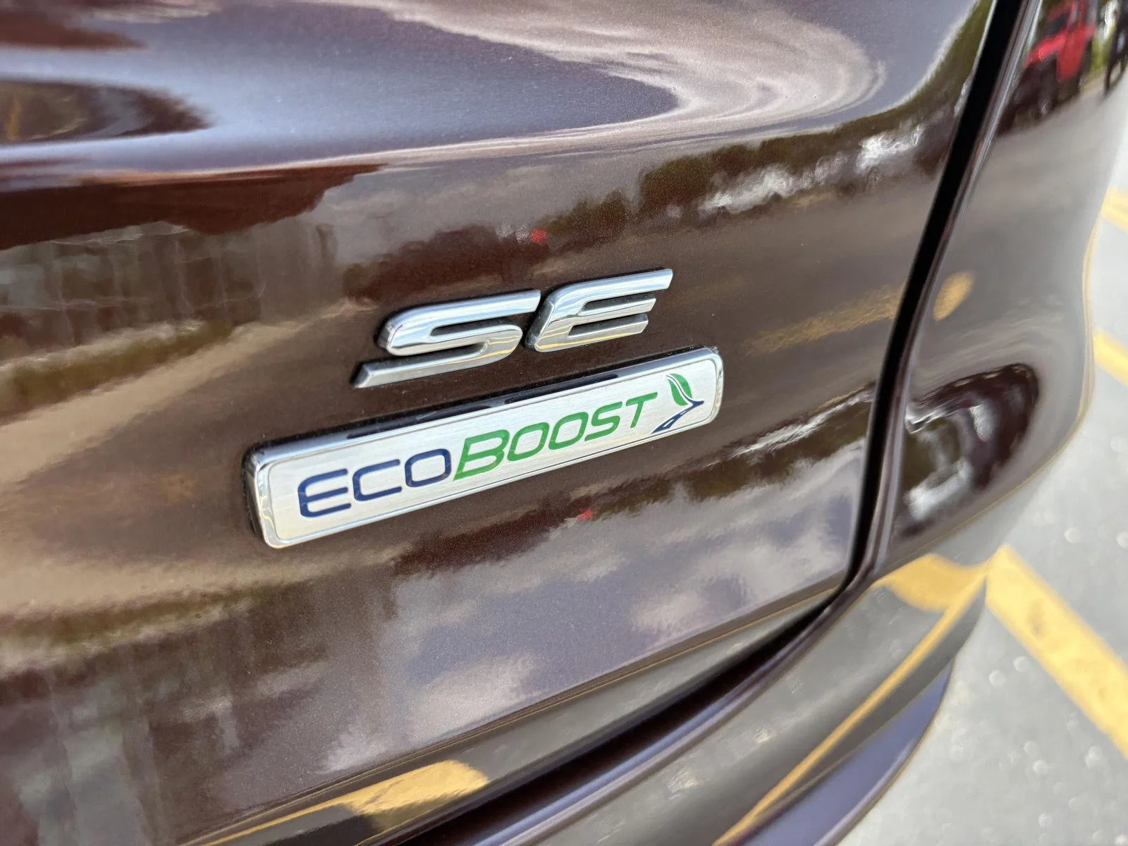 Used 2019 Rich Copper Metallic Tinted Clearcoat Ford SE image 7