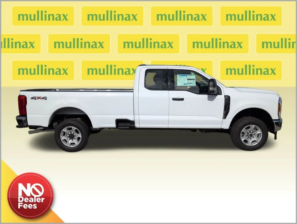 New 2026 White Ford XLT image 2