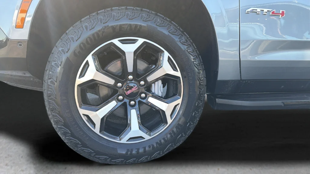 Used 2026 Sterling GMC AT4 image 31