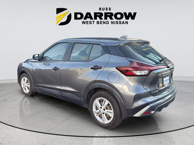 Used 2023 Gray Nissan S image 3