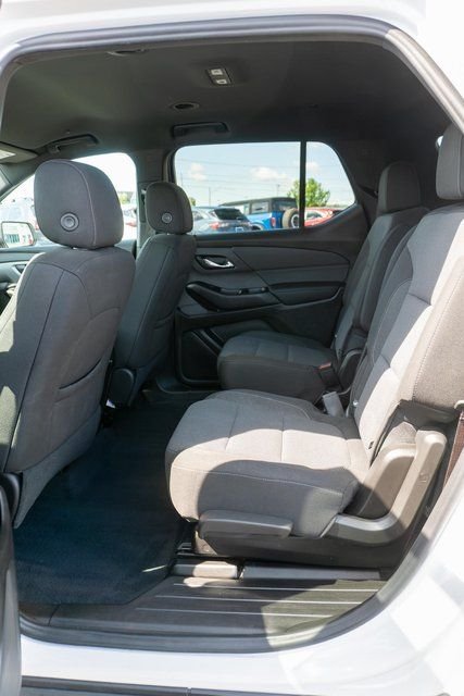 Used 2023 White Chevrolet LT image 11