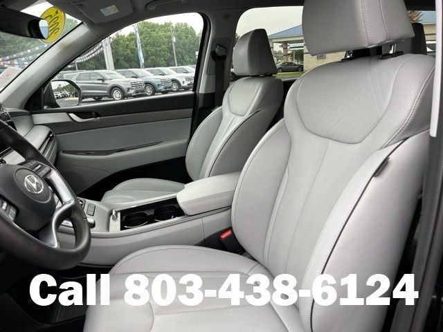 Used 2025 Black Hyundai SEL image 7