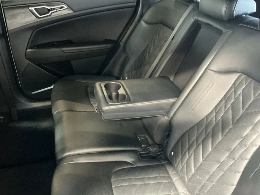 Used 2023 White Kia X-Line image 35