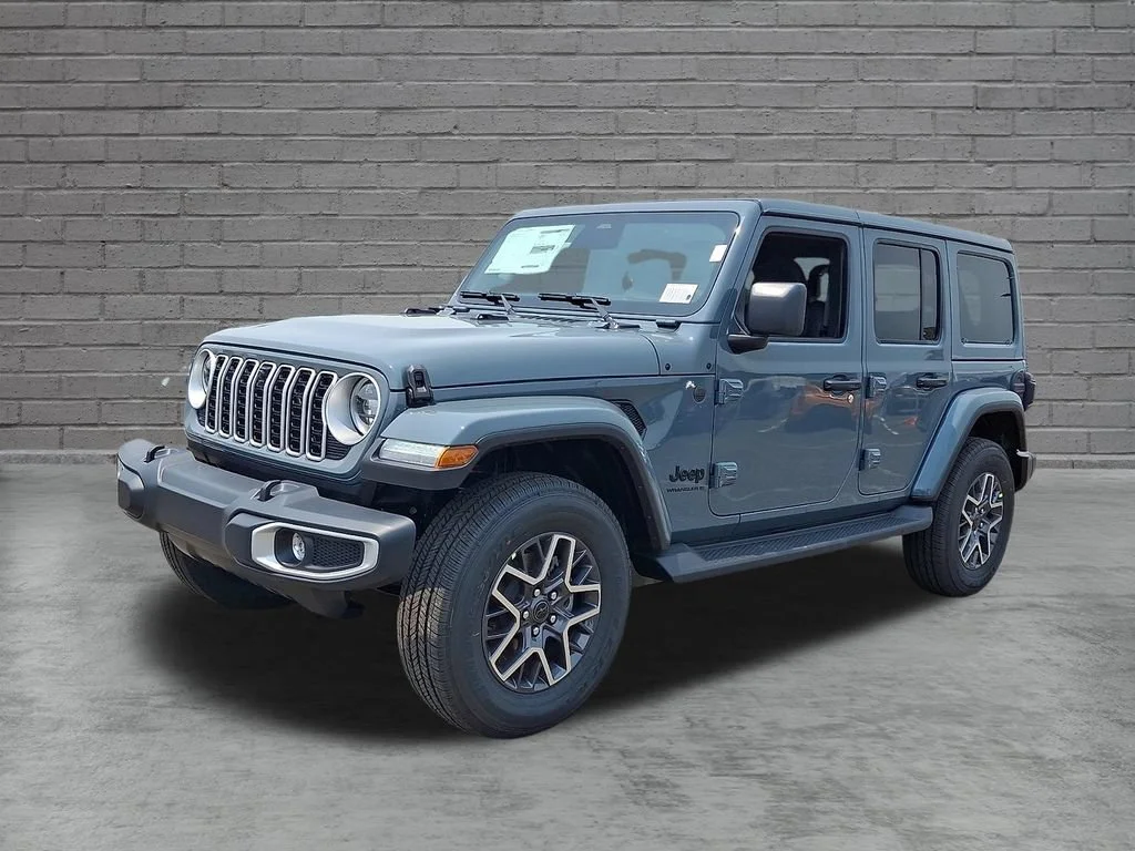 New 2026 Anvil Clearcoat Jeep Sahara image 4