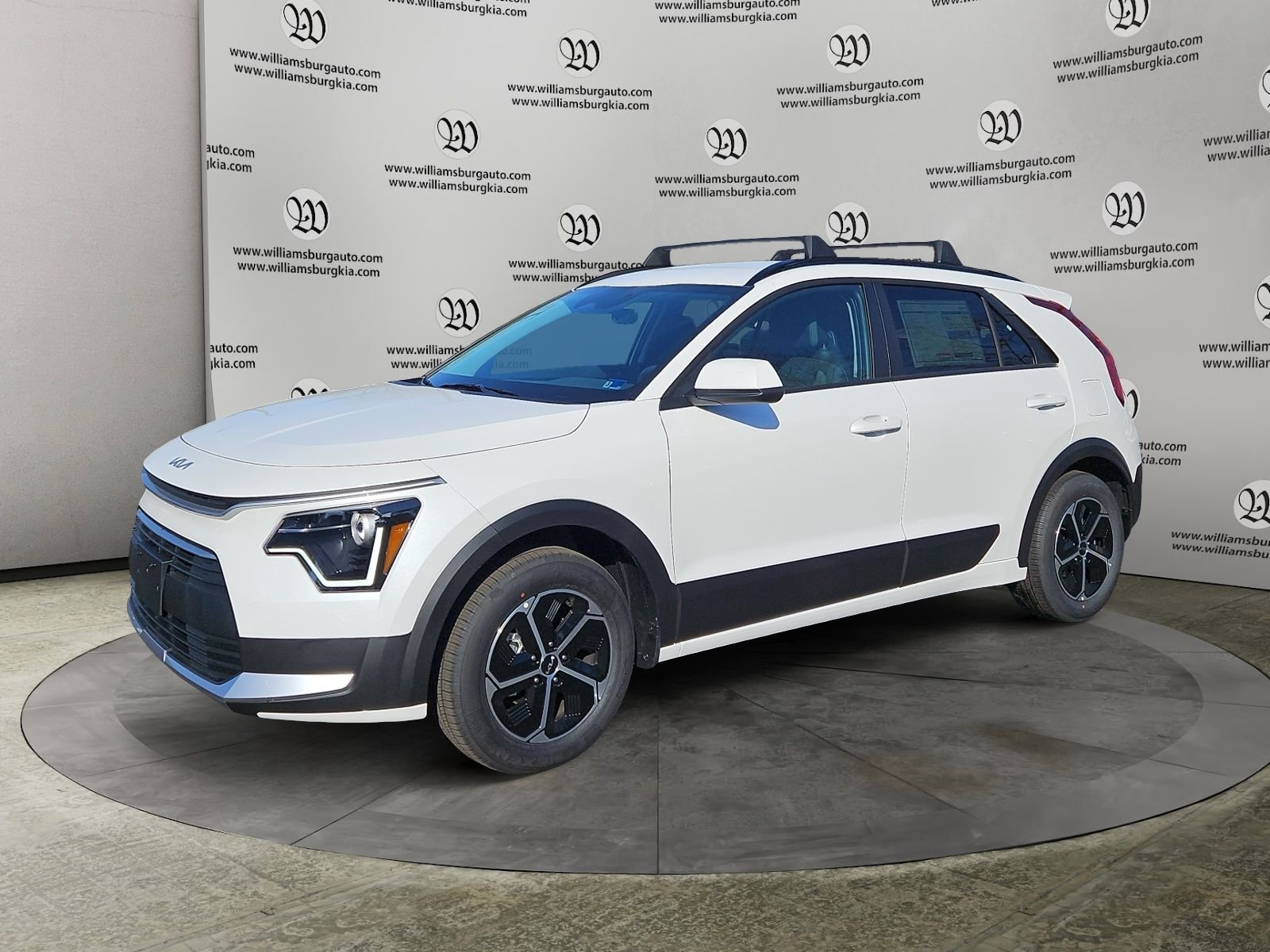 2026 Kia Niro LX HEV's photo