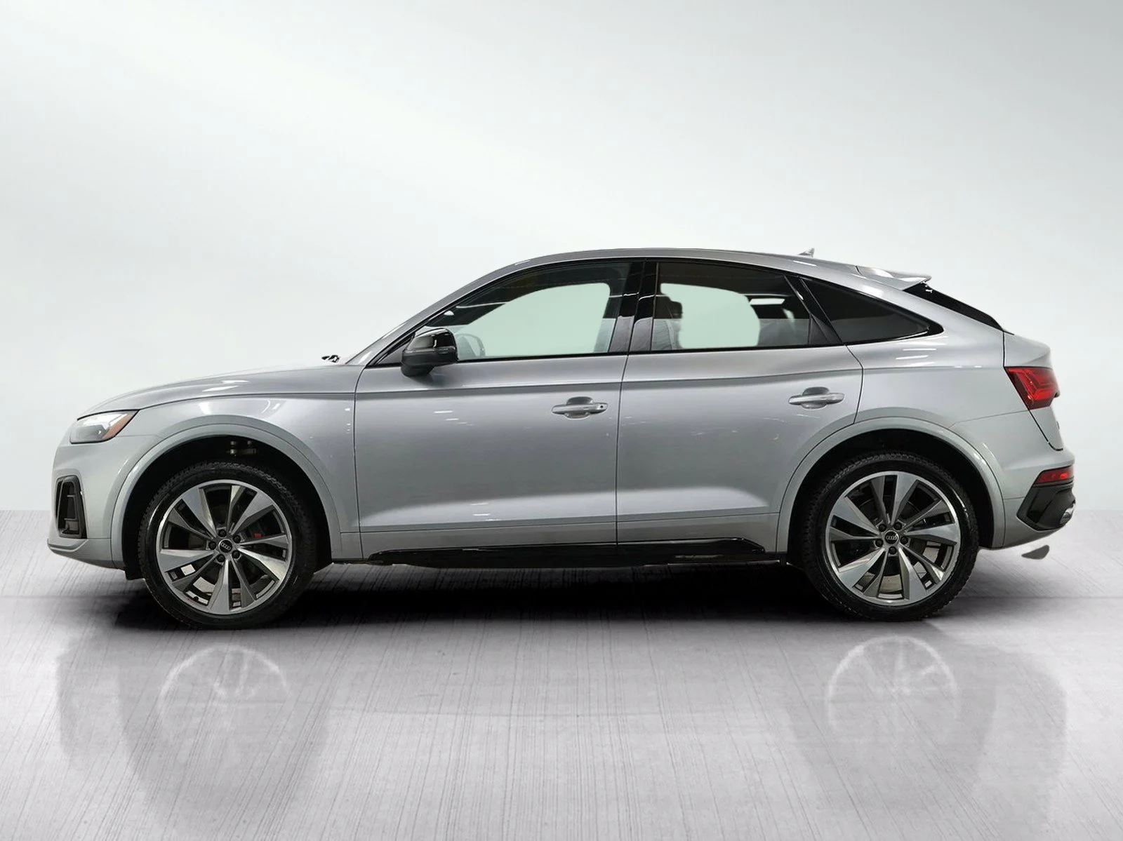 Used 2023 Audi SQ5 Sportback Premium Plus with VIN WA124AFY7P2023168 for sale in White Bear Lake, Minnesota