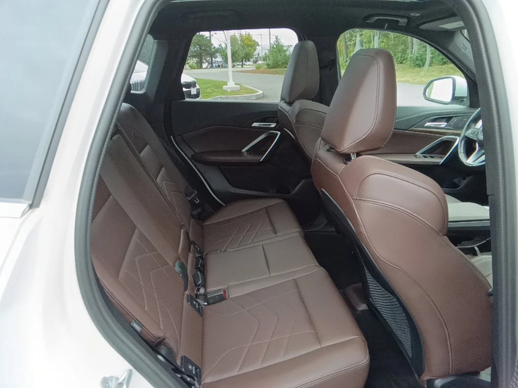 Certified Used 2023 White BMW xDrive28i image 27