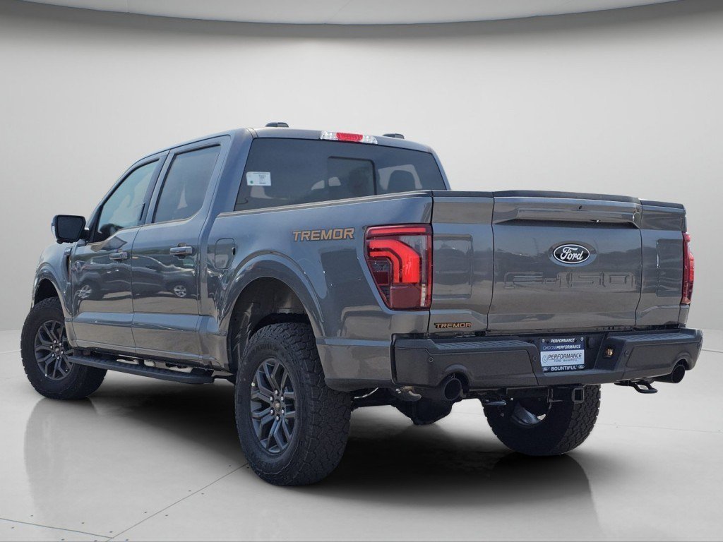 New 2026 Carbonized Gray Metallic Ford Tremor image 26