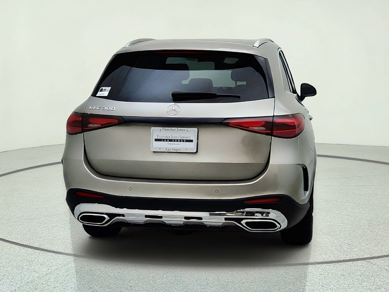 Used 2023 Mojave Silver Metallic Mercedes-Benz GLC 300 image 10