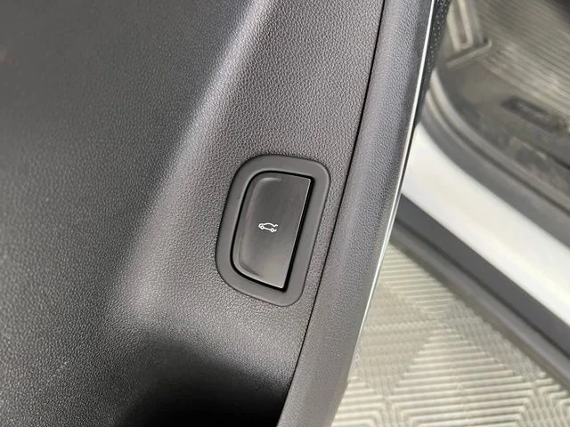 Certified Used 2024 White Frost GMC Elevation image 16