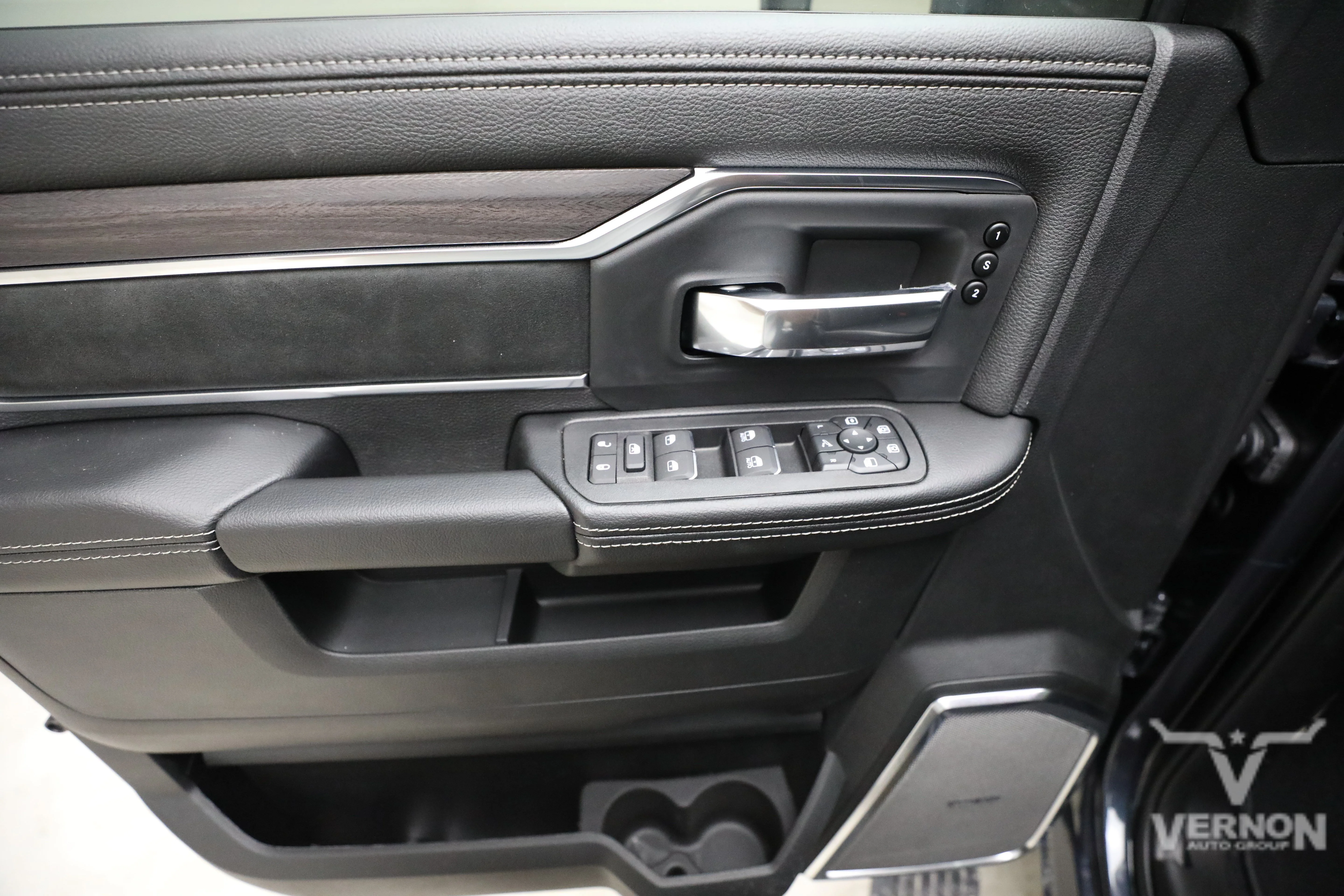 New 2026 Ram 2500 Laramie Crew Cab 4x4