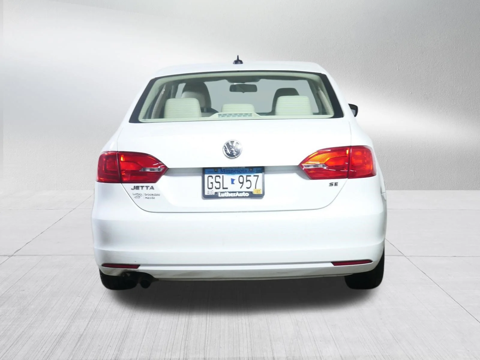 Used 2014 Candy White Volkswagen SE w/Connectivity/Sunroof image 6