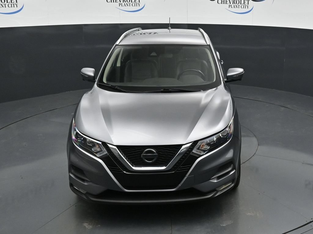 Used 2022 Gray Nissan SV FWD Xtronic CVT image 19