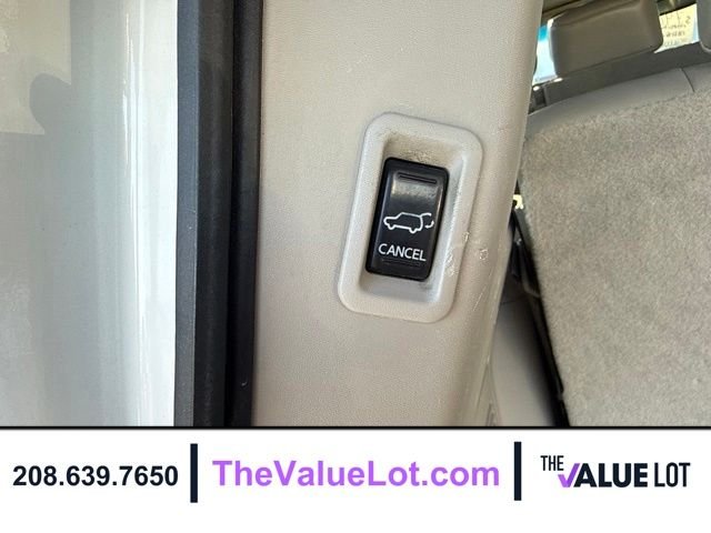 Used 2010 White Nissan Platinum image 24
