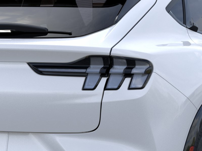 New 2026 Star White Metallic Tri-coat Ford Premium image 21