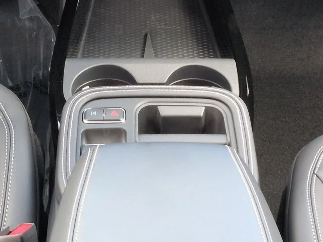 New 2026 Star White Metallic Tri-coat Ford Premium image 19