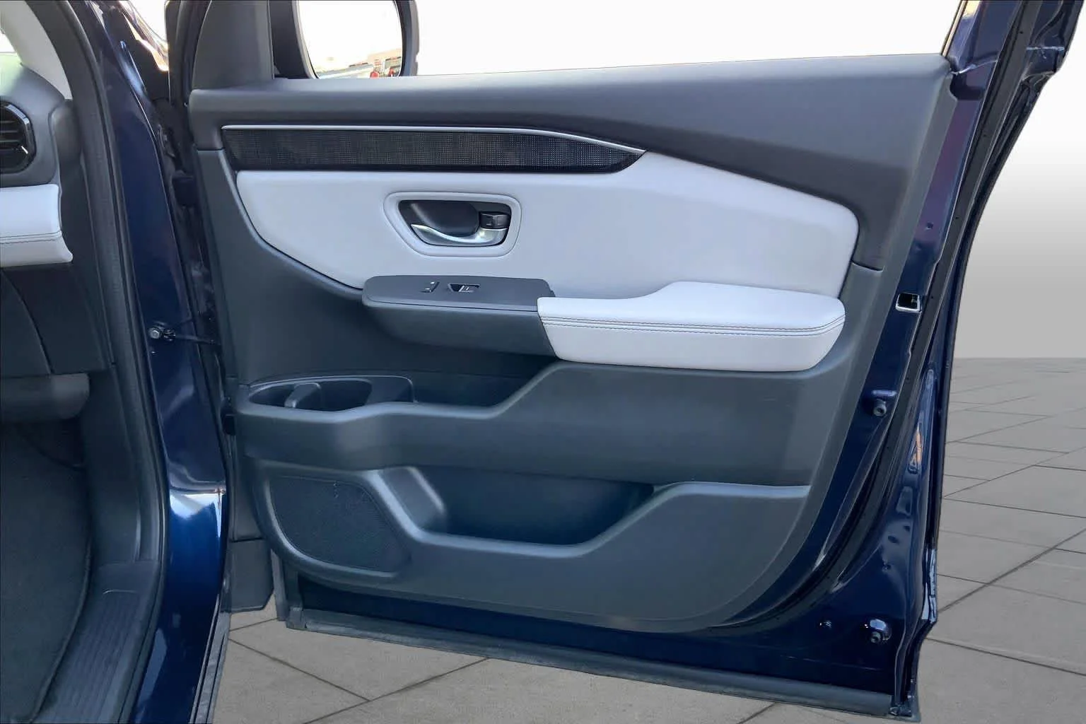 Used 2023 Obsidian Blue Pearl Honda Elite image 22