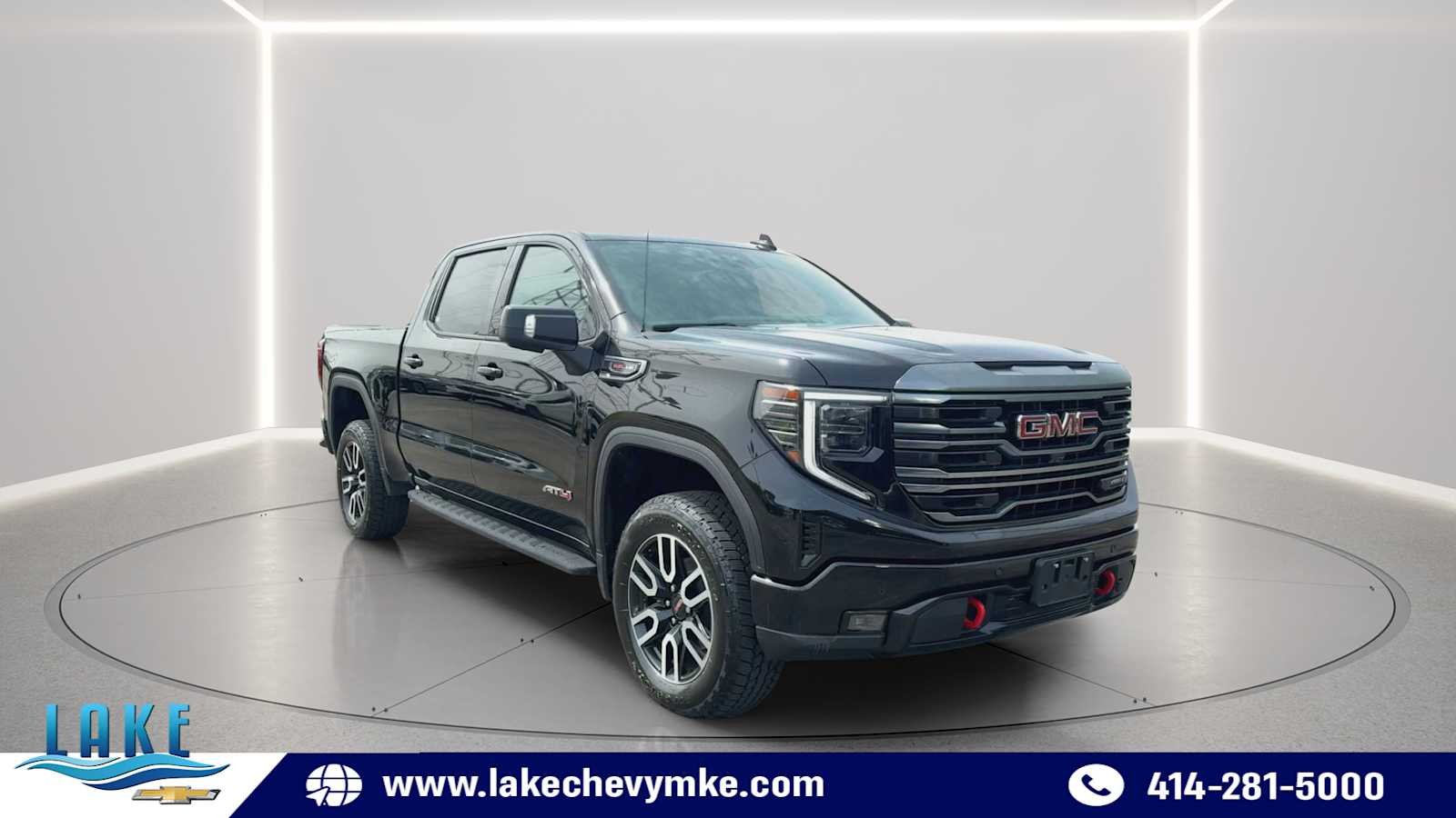 Certified Used 2022 Onyx Black GMC AT4 image 18