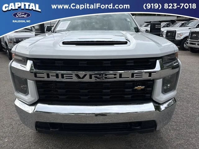 Used 2021 White Chevrolet LT image 10