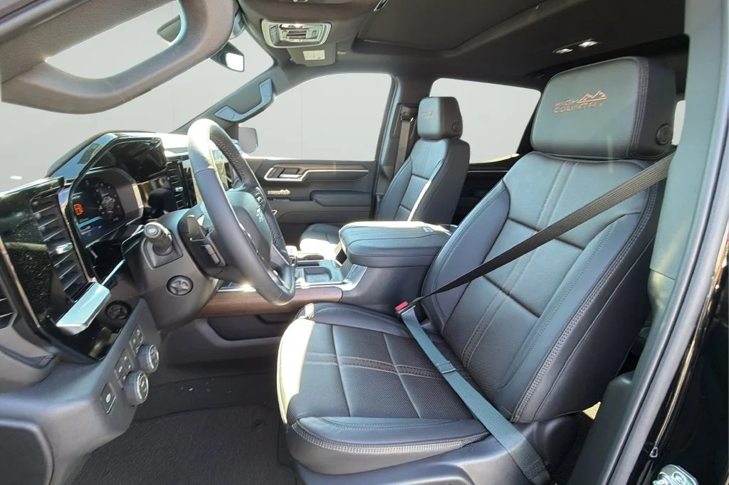 2026 Chevrolet Silverado 1500 High Country - Photo 18