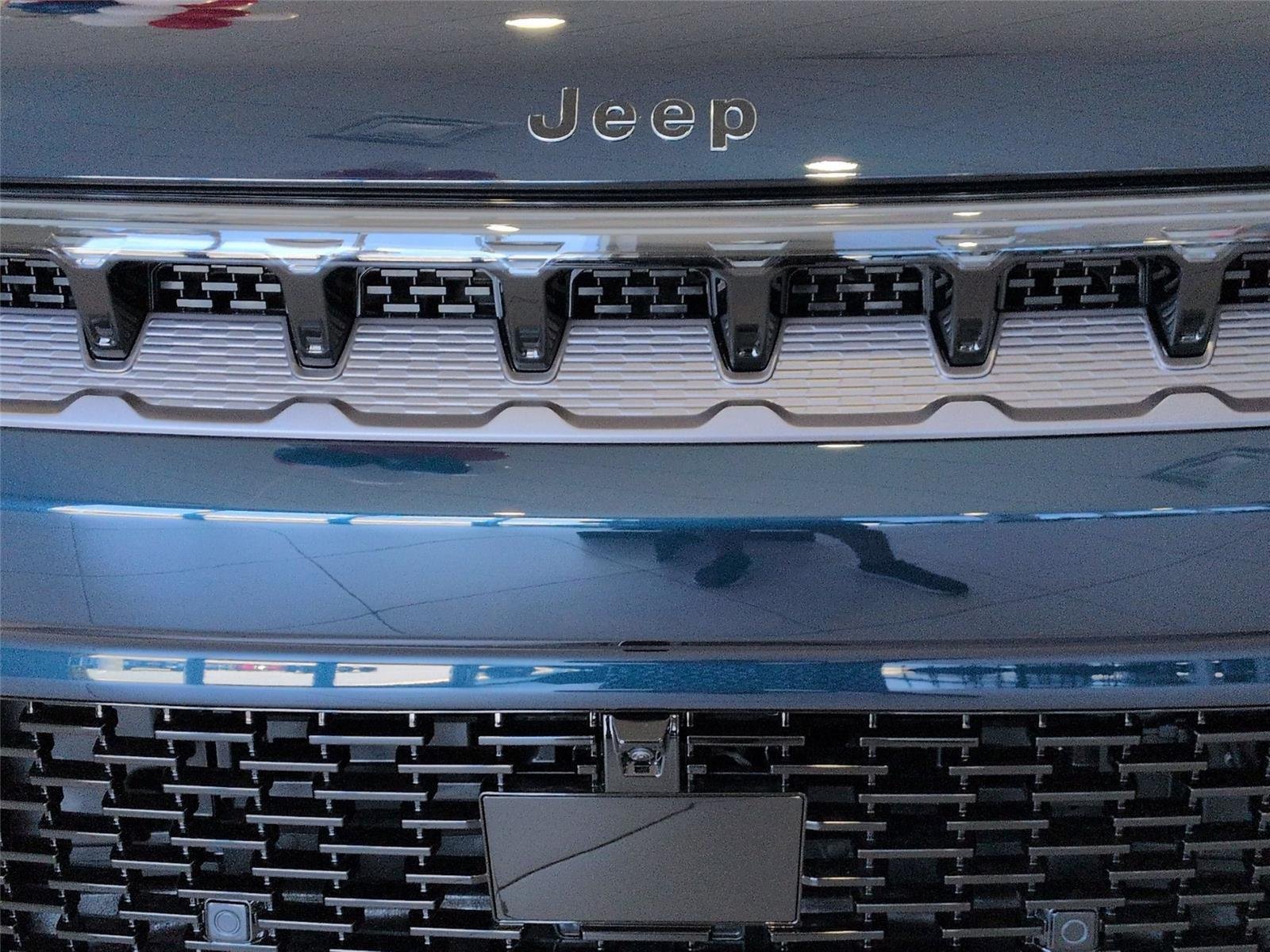 New 2026 Fathom Blue Pearlcoat Jeep Limited Reserve image 14
