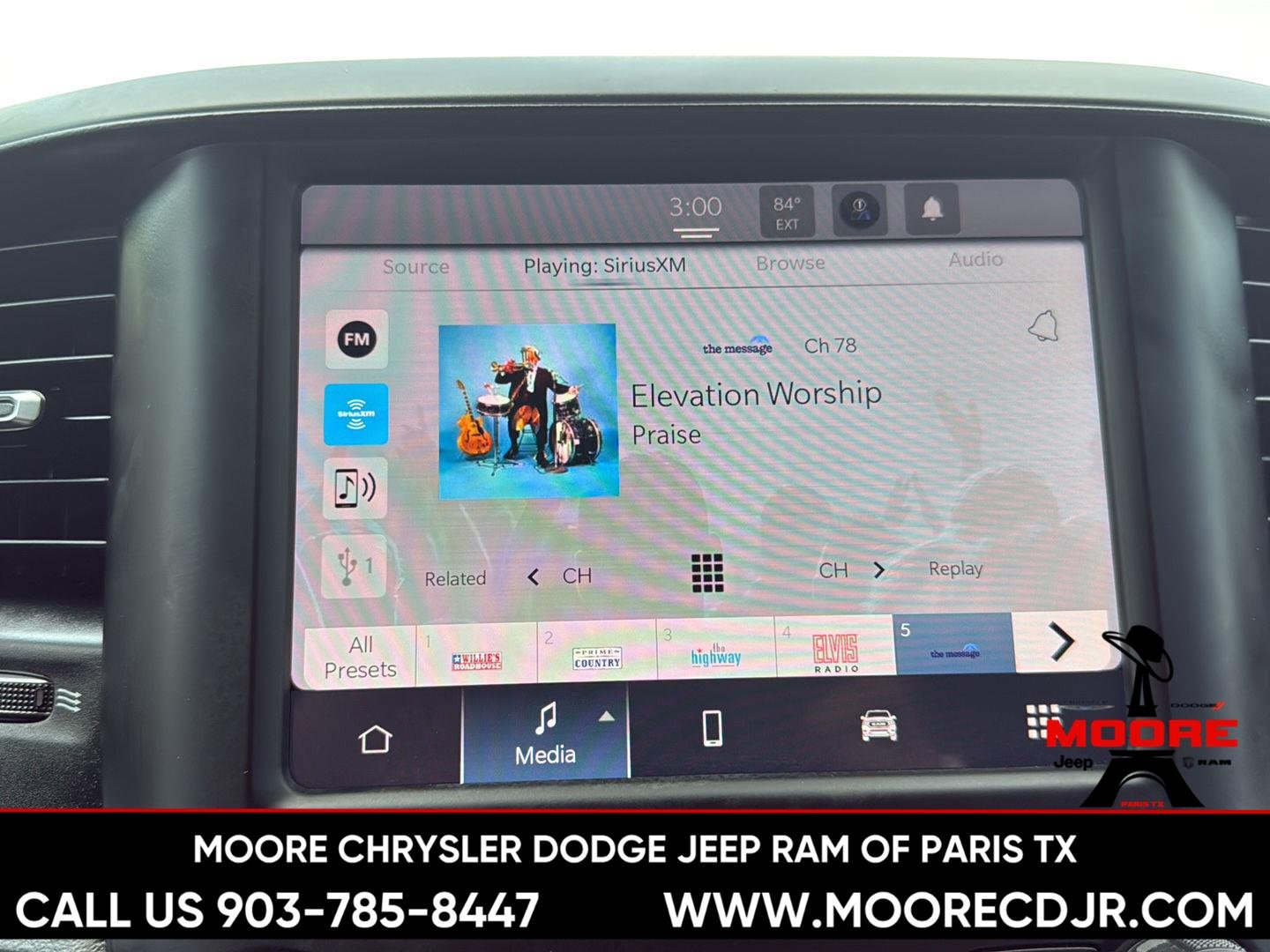 Used 2023 Diamond Black Crystal Pearlcoat Ram Tradesman image 21