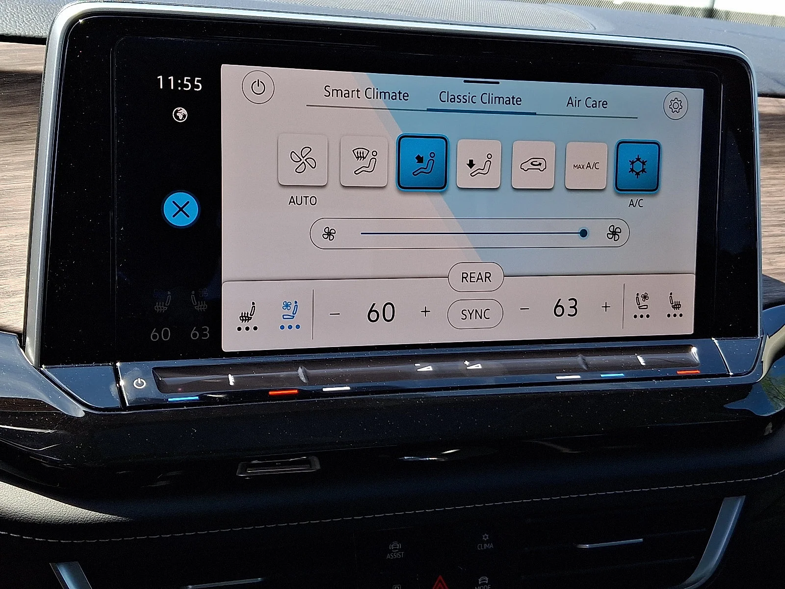 New 2026 Pure Gray Volkswagen 2.0T SEL image 13
