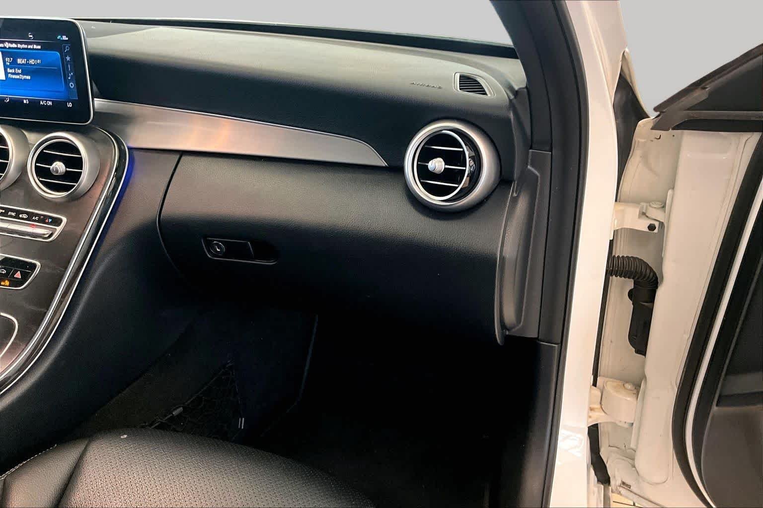 Used 2019 Polar White Mercedes-Benz C 300 image 16