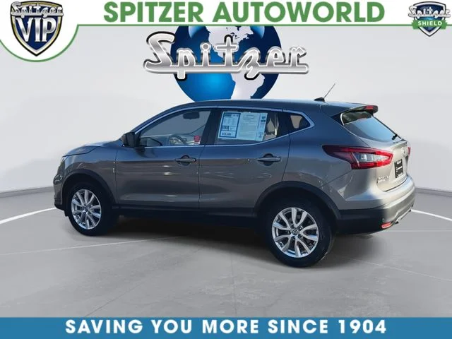 Used 2021 Gray Nissan S image 7