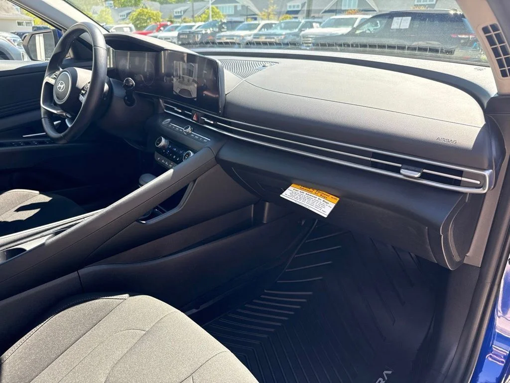 Used 2024 Blue Hyundai SEL image 38