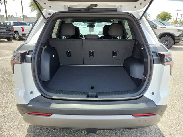 2026 Chevrolet Equinox LT - Photo 9