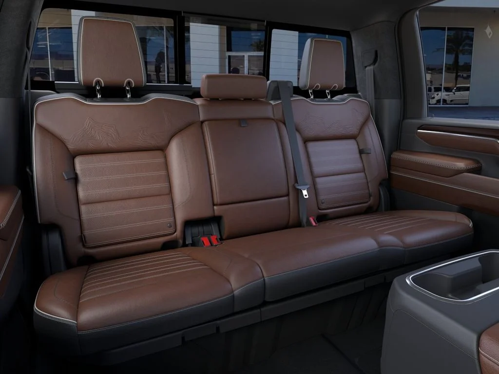 2026 GMC Sierra 3500HD Denali Ultimate - Photo 17